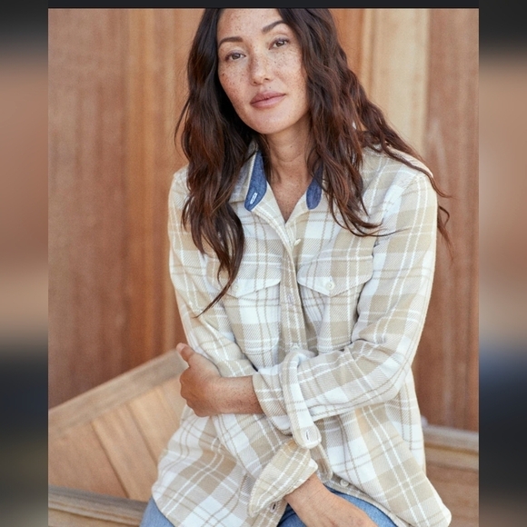 Outerknown The Blanket Shirt Shacket - Picture 2 of 7